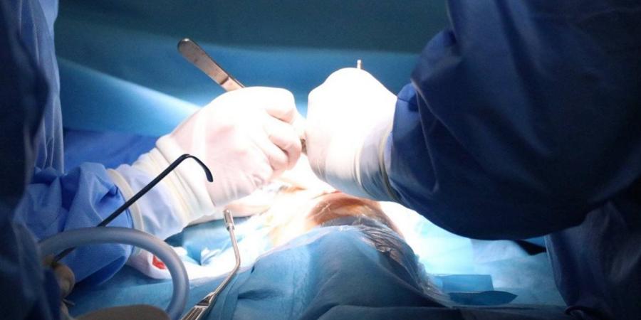 بعد فشل متكرر.. نجاح جراحة دقيقة لعلاج “الأكاليزيا” في كفر الشيخ