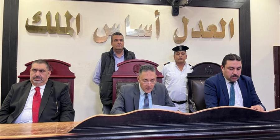 بسبب "خناقة فيسبوك".. جنايات دمنهور تقضي بالسجن 10 و5 سنوات لمتهمين بقتل شاب