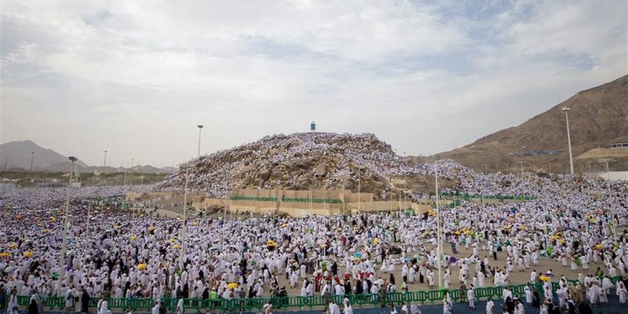 من الإحرام حتى رمي الجمرات.. ترتيب مناسك الحج 1447 هـ