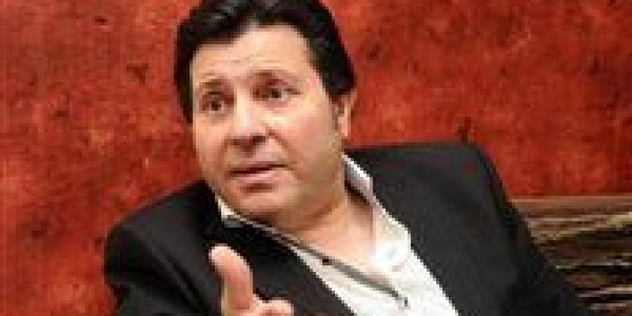 صلى الفجر مع زوج ابنته الراحلة.. تفاصيل اللحظات الأخيرة في حياة هاني شاكر بفرنسا