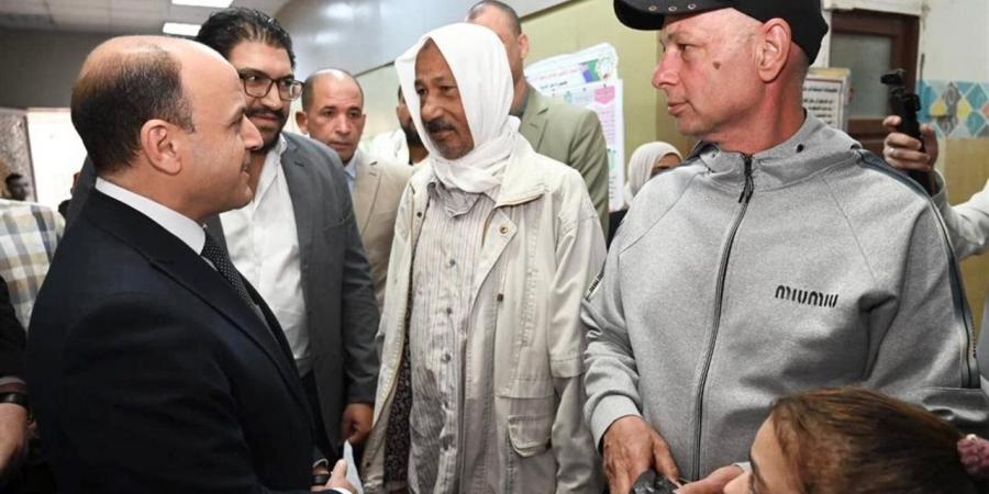 محافظ الغربية يتفقد فرع الهيئة العامة للتأمين الصحي بالمحافظة