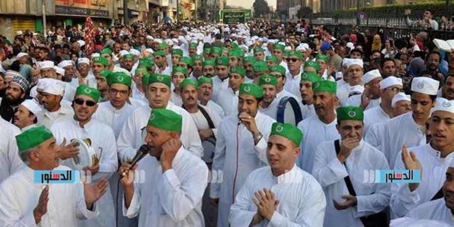 الطرق الصوفية تحتفل بالليلة الختامية لـ"مولد سيدى الغريب" بالسويس.. الخميس