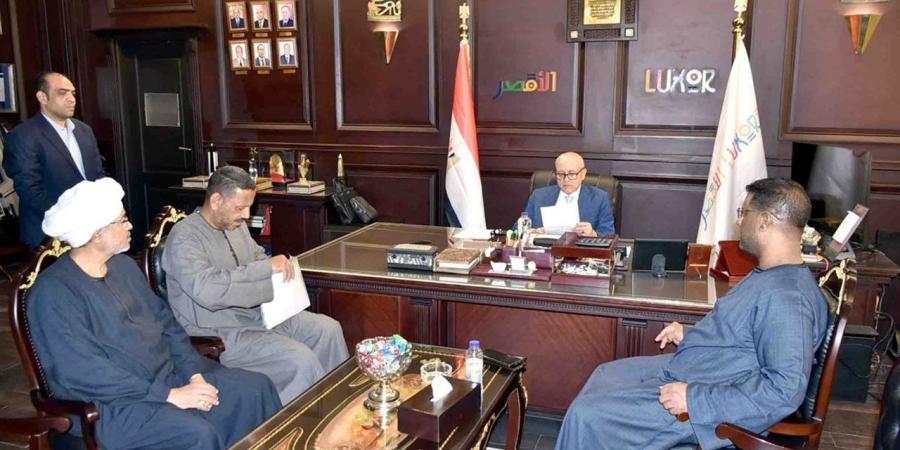 جولة لمتابعة النظافة وحركة السياحية بكورنيش النيل في الأقصر