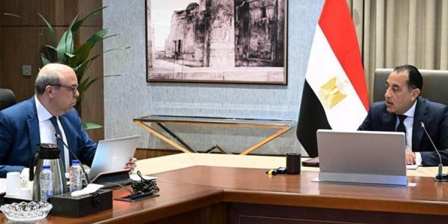 مدبولي: القطاع الخاص شريك استراتيجي لتحويل المطارات المصرية إلى مراكز عالمية