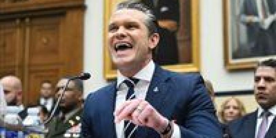 وزير الحرب الأمريكي: مشروع الحرية الذي أطلقناه في مضيق هرمز مؤقت وعلى العالم أن يتدخل