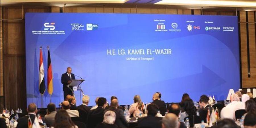 وزير النقل: مصر تمضي بقوة نحو التحول لمركز إقليمي للنقل واللوجيستيات