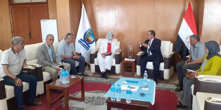 “مسارك”.. مشروع تخرج لإعلام قنا للتعريف بالجامعة الأهلية وبرامجها الحديثة