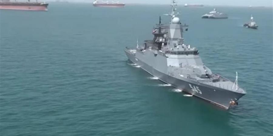 الجيش الأمريكى يُغرق 6 زوارق إيرانية.. وطهران ترد بالاعتداء على الإمارات