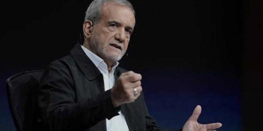 الرئيس الإيراني: أتباع المذهب الشيعي لا يمكن إجبارهم على الخضوع حتى بالقوة