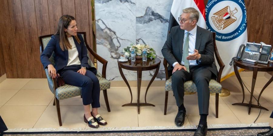 وزير البترول يبحث مع بي بي البريطانية التقدم في حفر آبار جديدة للغاز الطبيعي
