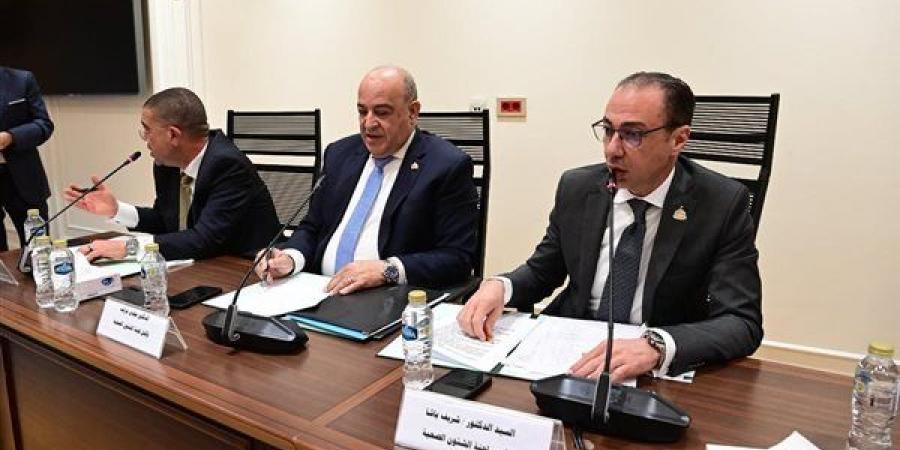 رئيس "صحة النواب" يطالب بتوضيح اعتمادات مديريات الصحة بالمحافظات في موازنة 2026/2027