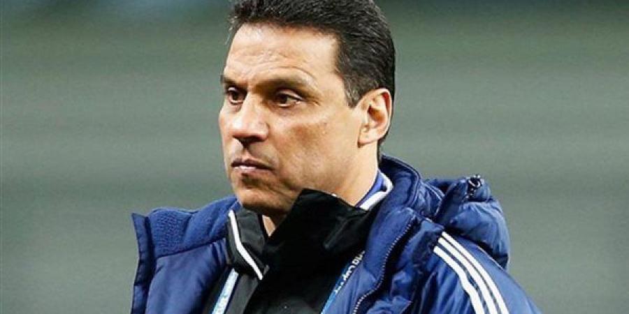 اعلامي يحسم الجدل حول مفاوضات الأهلي مع حسام البدري