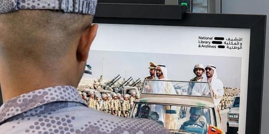«احتفاءً بذكرى التوحيد».. ​​الأرشيف والمكتبة الوطنية يستعرض المحطات التاريخية للقوات المسلحة في مطار زايد