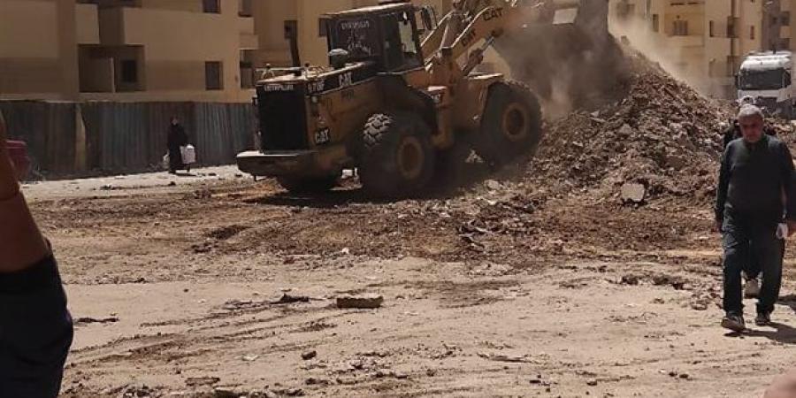 محافظ الجيزة: البدء في تطوير وتوسعة ورصف شارع الكيلاني بالمنيرة الغربية