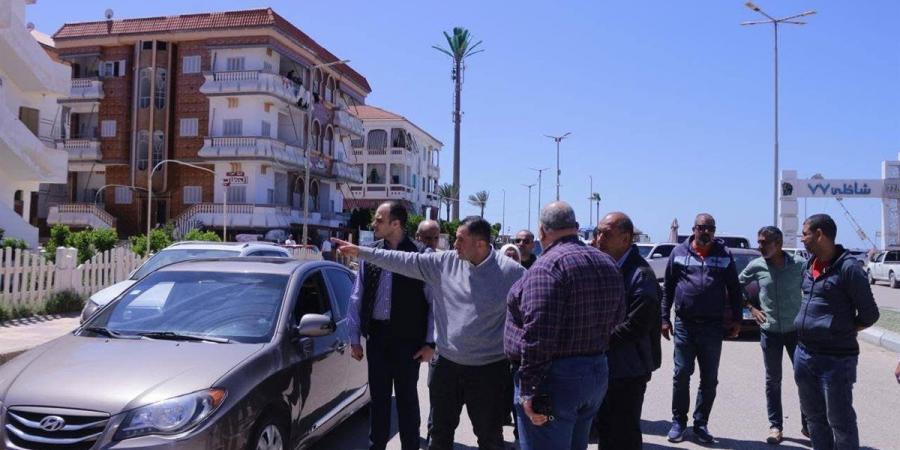 محافظ دمياط يزور رأس البر ويتفقد مسجدين قبل افتتاحهم