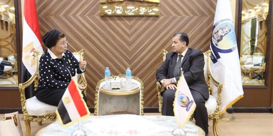 رئيس جامعة قنا يشارك في جلسة "التعاون الدولي والنشر العلمي" بمؤتمر معامل التأثير العربي