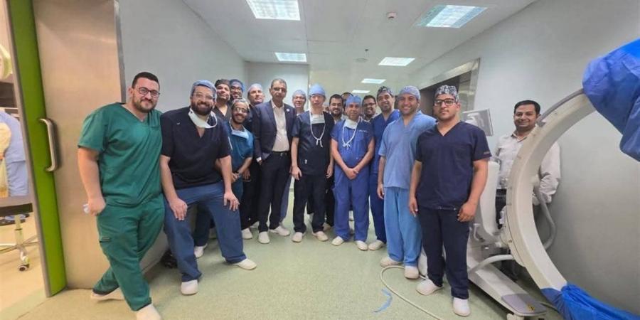 جامعة أسيوط تستضيف جراحًا عالميًا في ورشة متخصصة للجراحات الميكروسكوبية فائقة الدقة