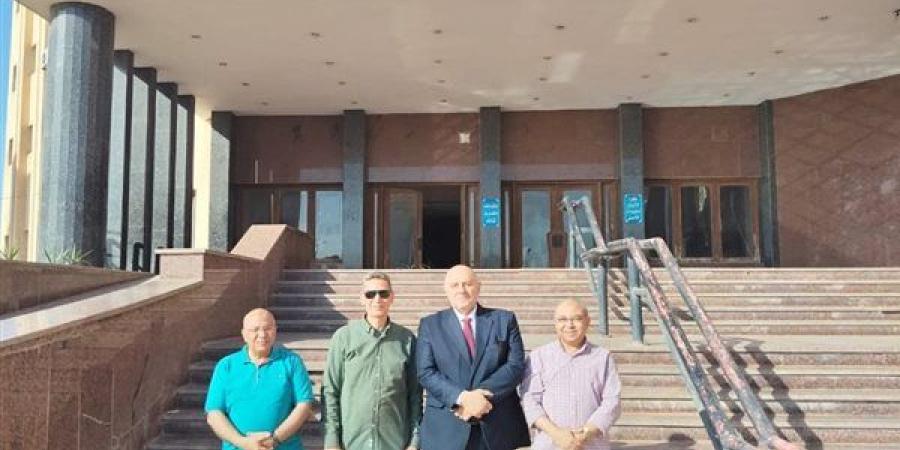 رئيس الإذاعة المصرية يتفقد إذاعة وسط الدلتا بطنطا