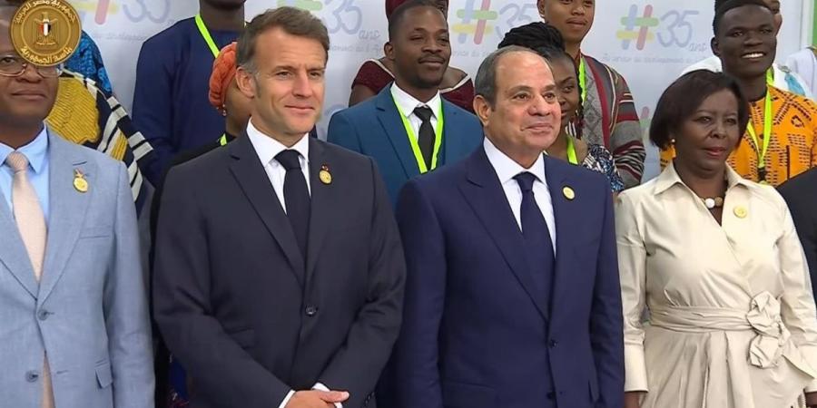 الرئيس السيسي يؤكد أهمية مواصلة العمل لتعزيز التعاون مع فرنسا