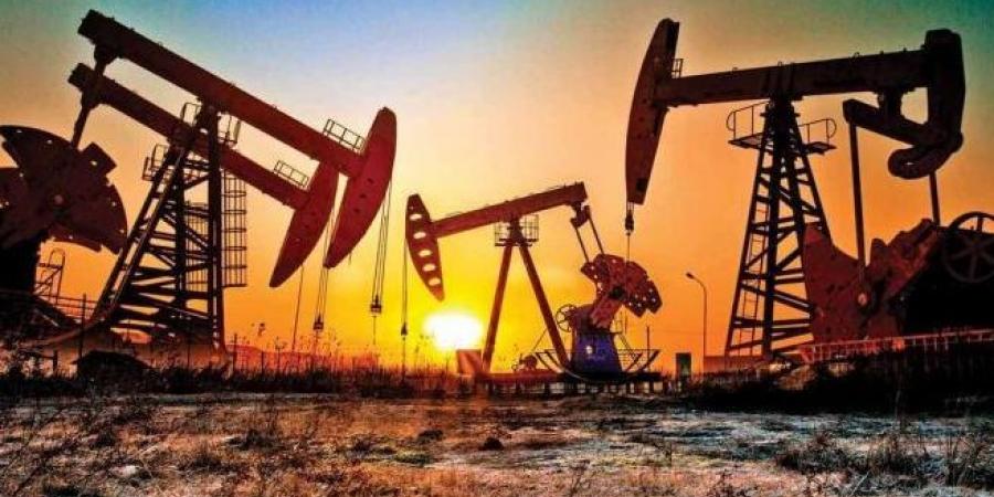أسعار النفط تهبط 6% في أسبوع
