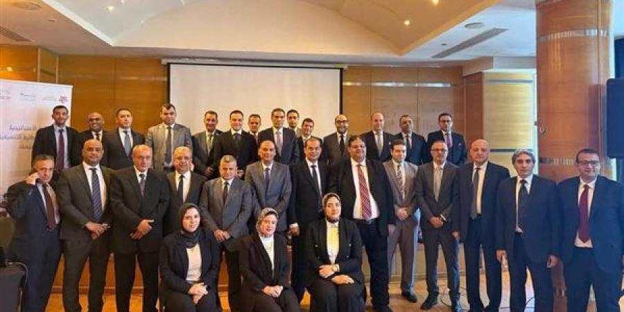 اللجنة الوطنية لمكافحة الهجرة غير الشرعية ووزارة العدل تنظمان ورشة متخصصة لتأهيل القضاة بالإسكندرية