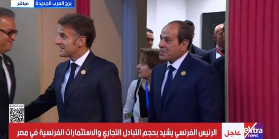 السيسي وماكرون يتوسطان صورة تذكارية في افتتاح جامعة سنجور بحضور قادة أفارقة