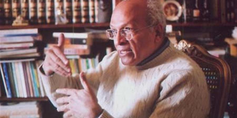 ذكرى ميلاد جمال الغيطاني.. من حرفة السجاد إلى عرش الرواية العربية
