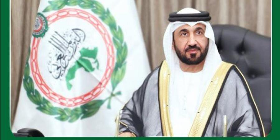 البرلمان العربي يدين استهداف سفينة بضائع تجارية في المياه الإقليمية لدولة قطر ويؤكد على أهمية أمن الملاحة الدولية