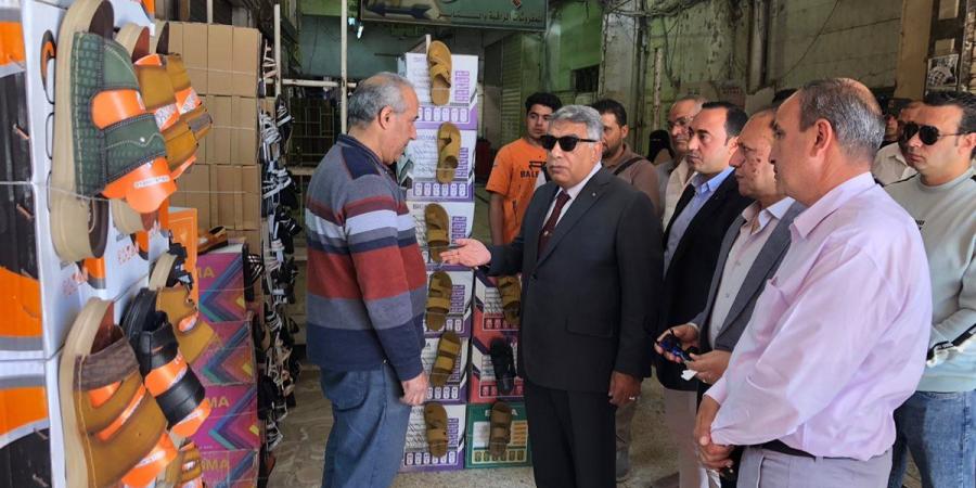محافظ الدقهلية يتفقد منطقة "سوق الخواجات" بالمنصورة