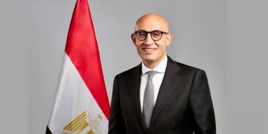 وزير التربية والتعليم: دمج الثقافة الرقمية والذكاء الاصطناعي والتفكير الريادي في التعليم