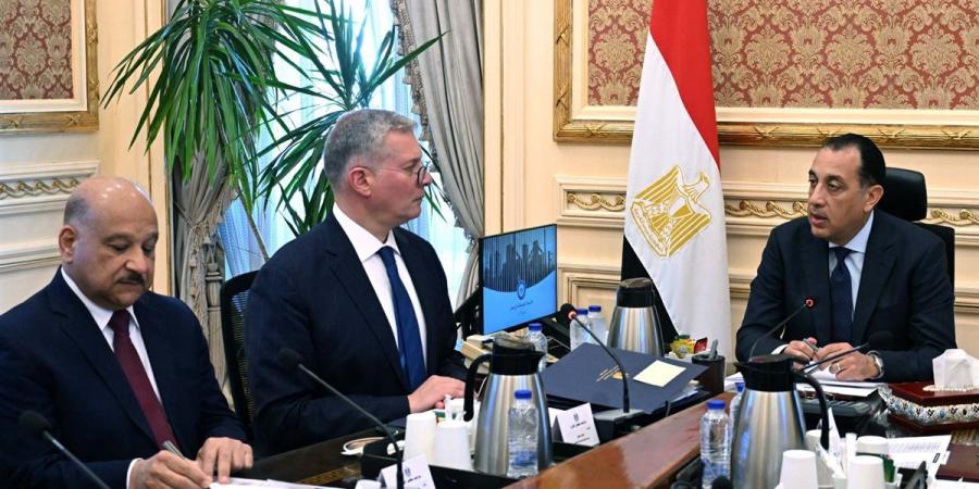 مدبولي يتابع مشروعات صناعات خام الفوسفات وجهود التوسع في القيمة المضافة له
