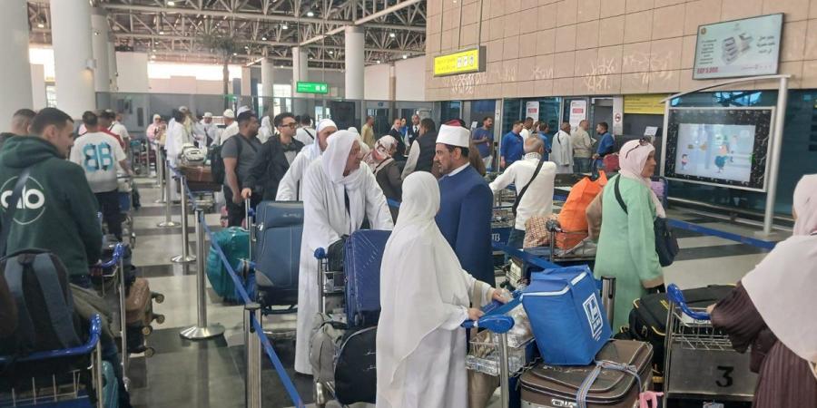 البحوث الإسلامية يطلق قافلة دعويَّة بالمطارات والموانئ لخدمة ضيوف الرحمن