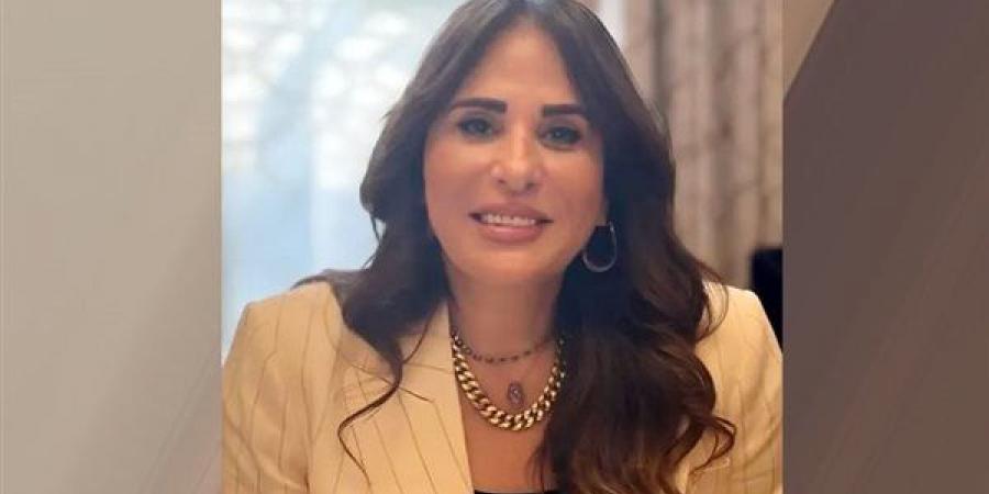راندة المنشاوي تبدأ جولة تفقدية بمشروعات العلمين الجديدة والساحل الشمالي