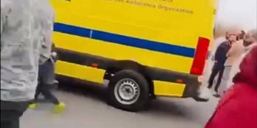 إصابة 14 شخصًا في حادث إنقلاب سيارة بطريق «القاهرة - أسيوط»