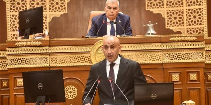 وزير التعليم: المنهج المطبق للمدارس اليابانية معتمد من جامعة "هيروشيما"