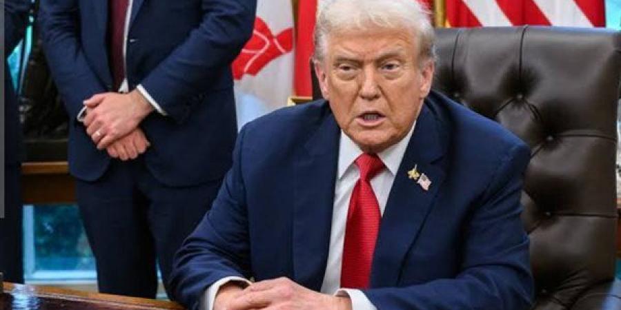 هل يبدأ ترامب عملًا عسكريًا ضد إيران قبل عودته من الصين؟