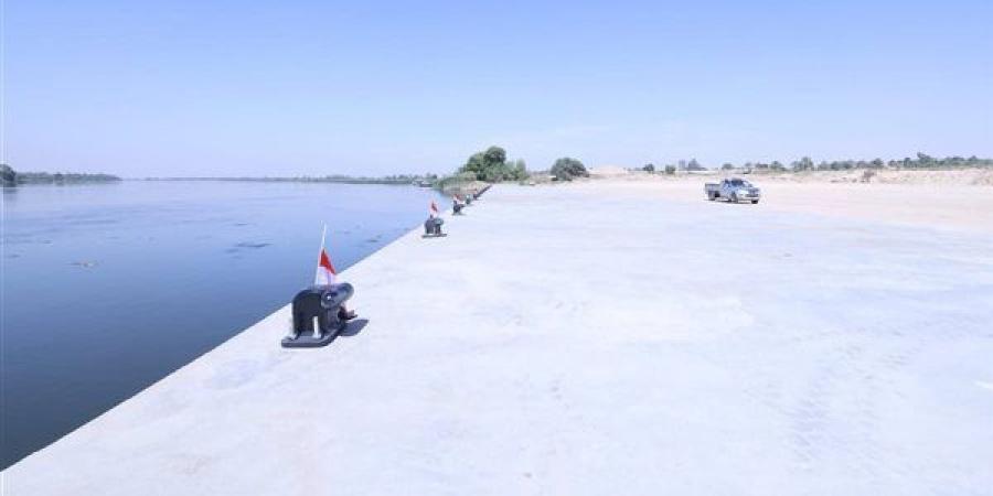 عاجل.. وزير النقل يشهد التشغيل التجريبي لميناء دندرة النهري بقنا