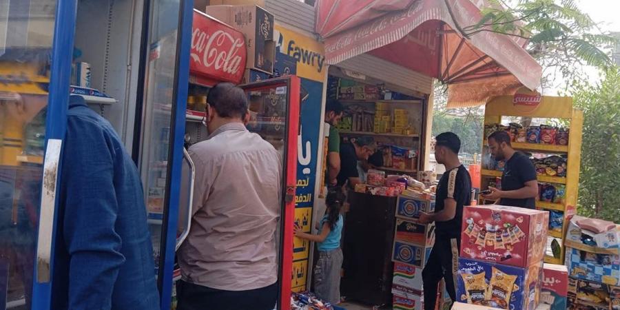ضبط سلع غذائية منتهية الصلاحية قبل بيعها بالفيوم
