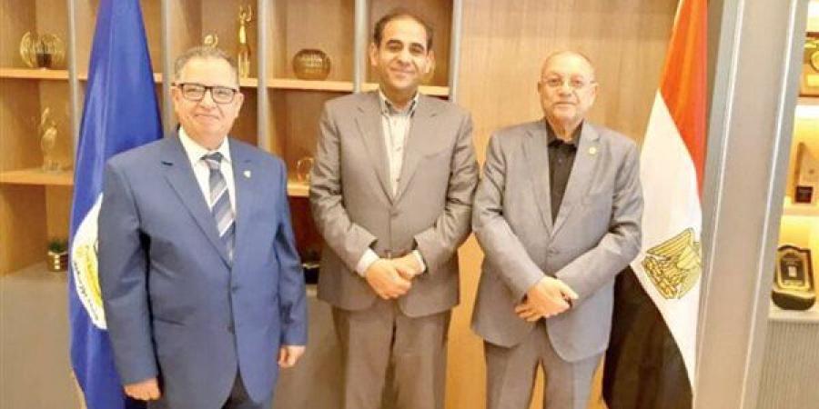 «شريف» و«ربيع» يوقعان شراكة أكاديمية واعدة بين جامعتى بورسعيد والدلتا لتعزيز جودة التعليم وربط الدراسة بسوق العمل