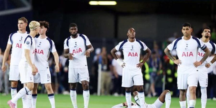 موعد مباراة توتنهام وليدز يونايتد في الدوري الإنجليزي الممتاز