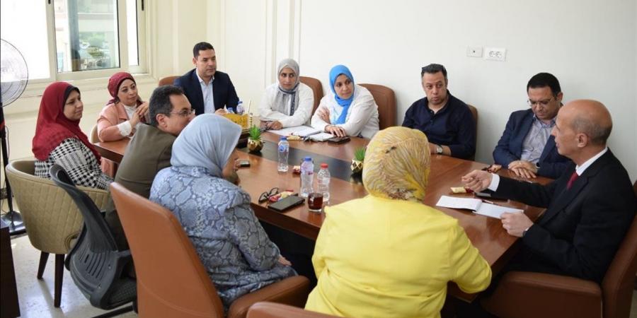 رئيس جامعة بني سويف الأهلية يرأس اجتماع مجلس إدارة وحدة رعاية المبتكرين والنوابغ