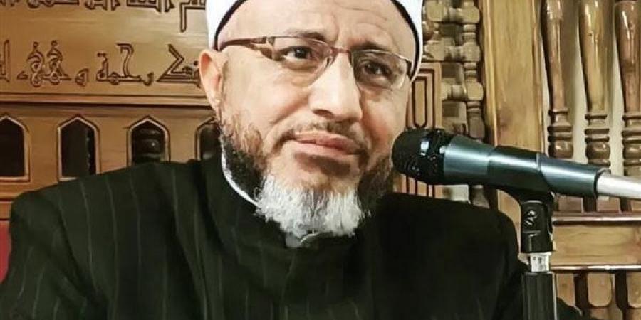 ما حكم تكرار آية في الصلاة عند قراءة السورة بقصد الدعاء جهرا ؟