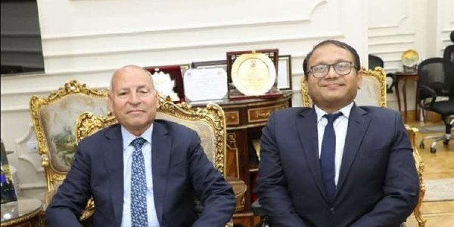 محافظ القاهرة يستقبل سفير نيبال لبحث تعزيز التعاون في المجالات الاقتصادية والسياحية