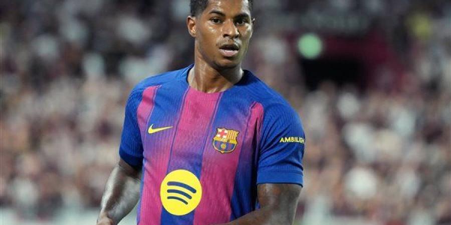 راشفورد يحقق أول لقب دوري في مسيرته بعد تتويج برشلونة بالليجا