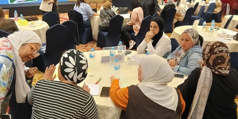"التضامن" تنظم برنامجا تدريبيا لفريق وحدة إدارة الحالة والعاملين بالبيوت الصغيرة