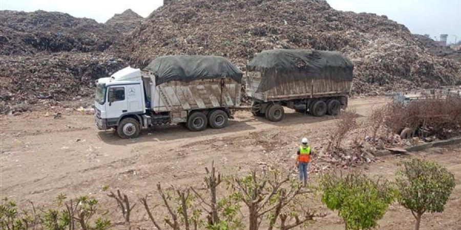 محافظ الغربية يوجه برفع كافة التراكمات التاريخية بمصنع دفرة