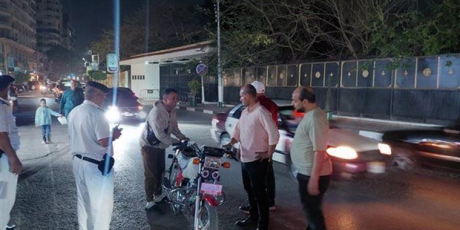 محافظ الدقهلية يتابع حملة ليلية للتصدي للتلوث السمعي بحي شرق المنصورة