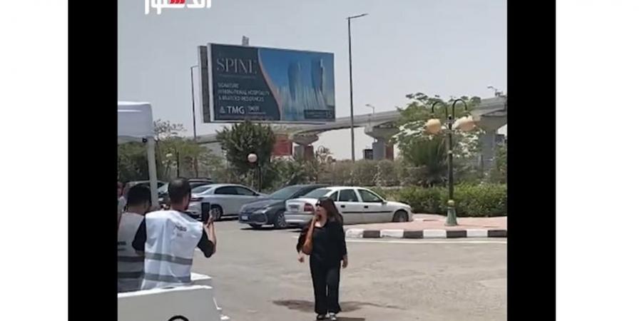 سلوى محمد علي تشارك في جنازة الراحل عبدالرحمن أبو زهرة (فيديو)