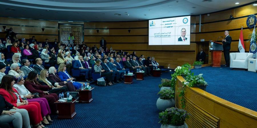 وزير البترول: المرأة المصرية شريك رئيسي في تنفيذ استراتيجية القطاع وتمكينها ركيزة أساسية للتطوير