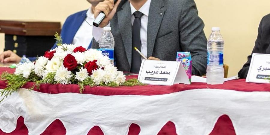 حفل مميز لمناقشة وتقييم وتكريم مشروعات تخرج دفعة 41 إذاعة وتليفزيون بآداب الزقازيق